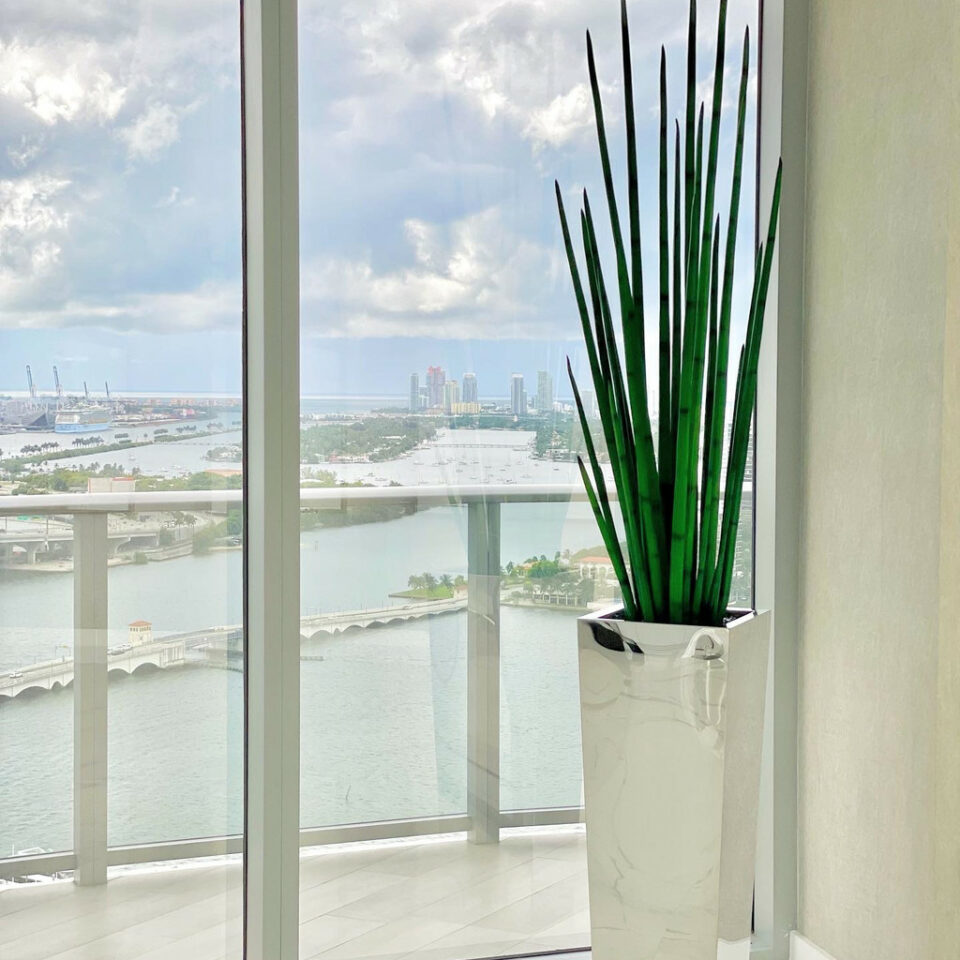 Planta Areca Riviera - Planta Artificial Decorativa Premium
